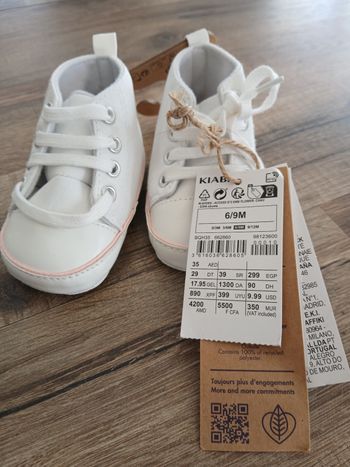 Chaussures 3/6mois neuves