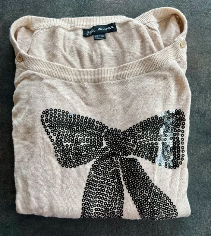 Pull noeud noir
