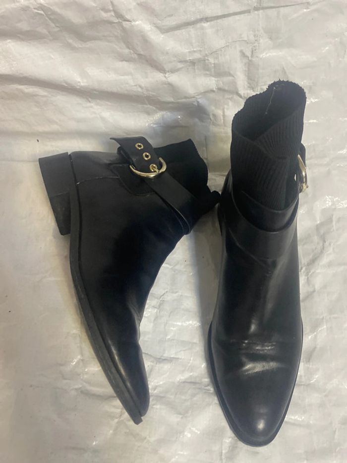 Bottines. Boots . Bottes .Stradivarius. Pointure 37 . - photo numéro 2