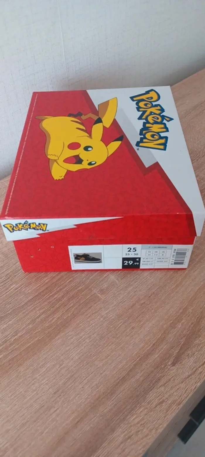 Baskets à scratch garçon Pikachu Pokemon, taille 25, neuves jamais portées. - photo numéro 11