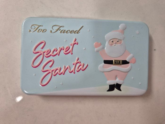 Secret Santa Mini Eye Shadow Palette