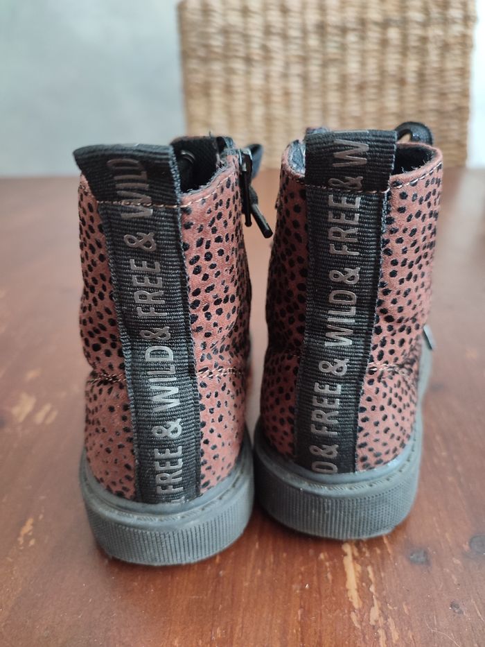 Bottines genre Doc 5 oeillets - photo numéro 2
