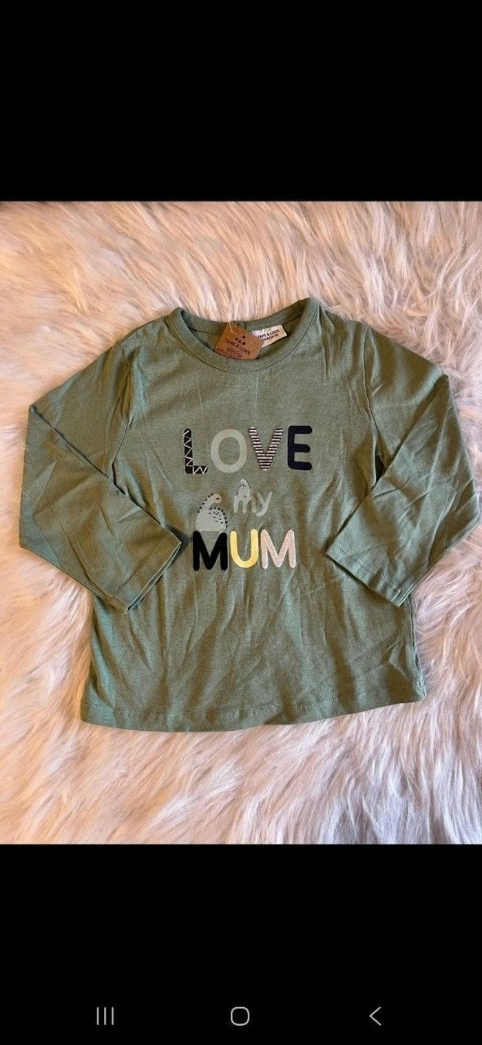 (Neufs non portés) 🏷😍🤩superbe ensemble teeshirt ml et pantalon velours 23 mois garçon - photo numéro 2