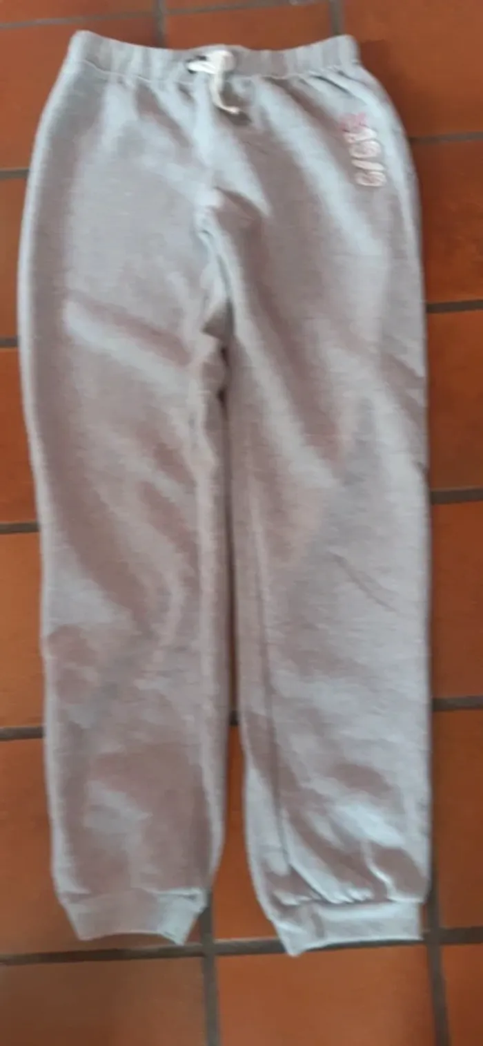 Bas de jogging - photo numéro 4