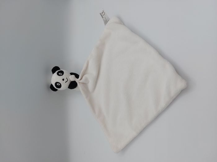 Doudou plat ours panda blanc noir ZEEMAN grelot mouchoir