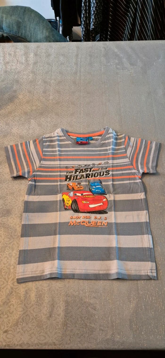 Tee-shirt cars disney 4 ans