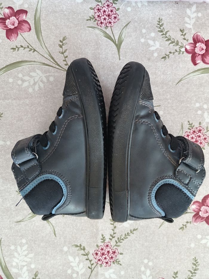 Basket sneaker bottines montante
 geox
 garçon
Pointure 23 - photo numéro 4