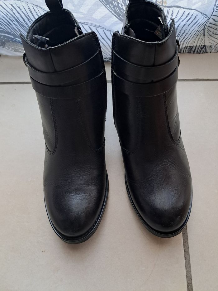 Bottine noire