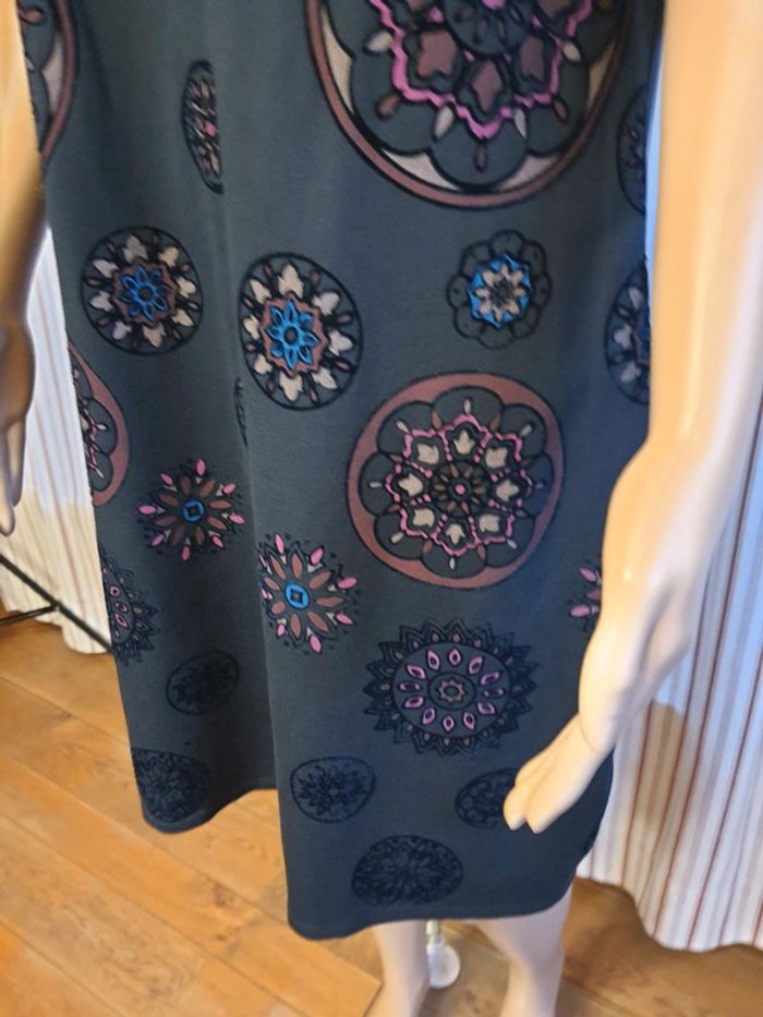 Jolie Robe marine Desigual  taille XXL fr 44 - photo numéro 5