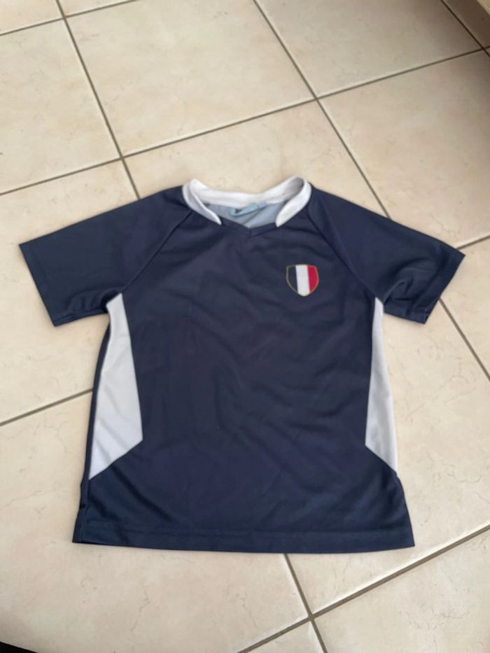T shirt foot France