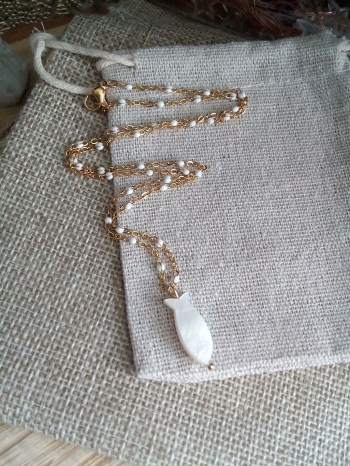 Collier poisson nacré - photo numéro 2
