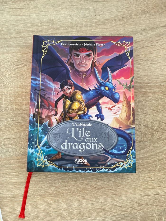 Livre roman, enfants, l’intégrale, l’île au dragon, Eric D’avoisinant  et Jérémie Fleury