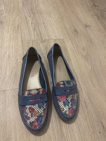 Sandales cuir bleu ciel  pointure 37