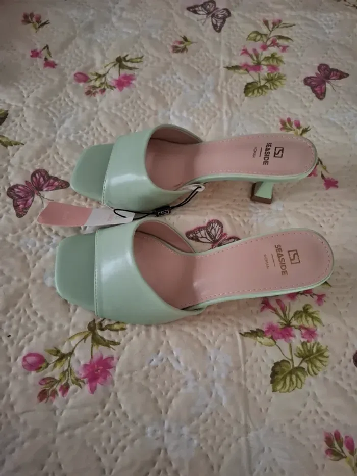 Chaussure sandales mules seaside neuf