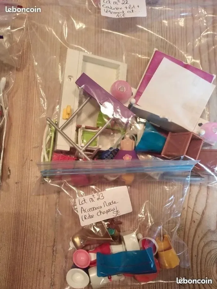 Lot de différents playmobil en sachet - photo numéro 6