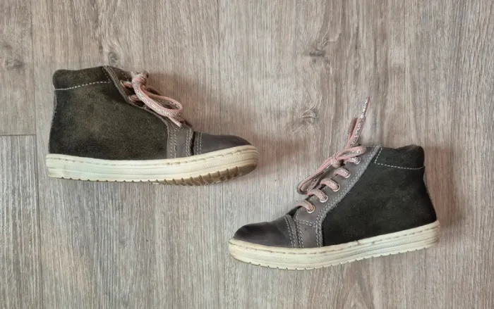 Baskets montantes grises 24 - photo numéro 4
