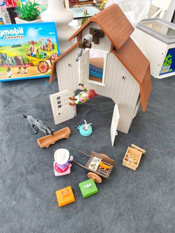 Grange Playmobil en bon état