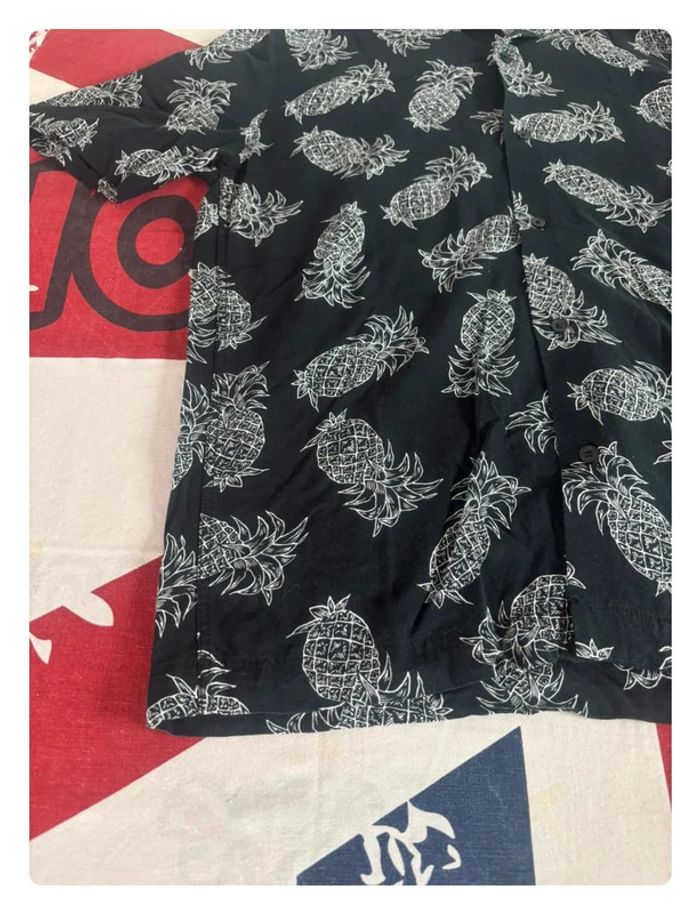 Chemise col V H&M motif ananas taille S/M - photo numéro 5