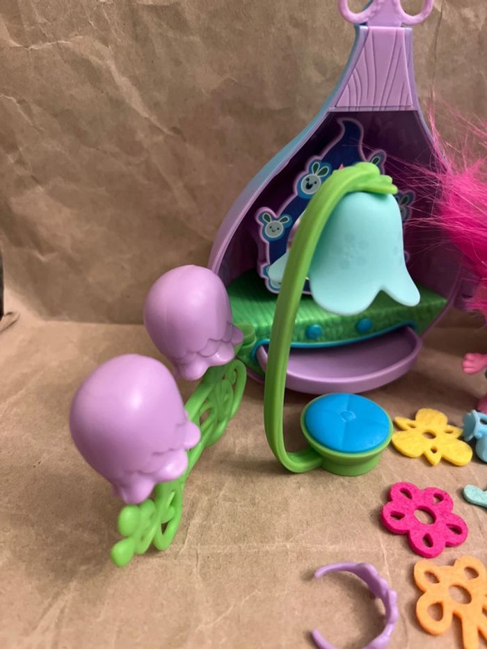 Hasbro Trolls 2015 – Salon de coiffure Trolls DreamWorks – figurine + accessoires - photo numéro 8