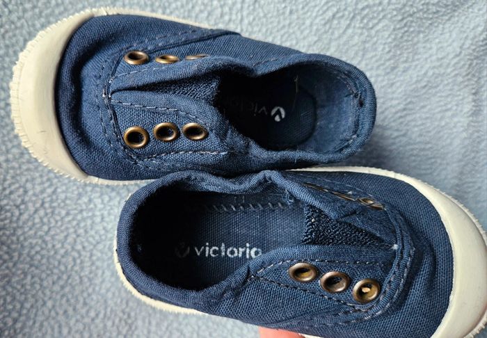 Victoria chaussure neuve - photo numéro 4