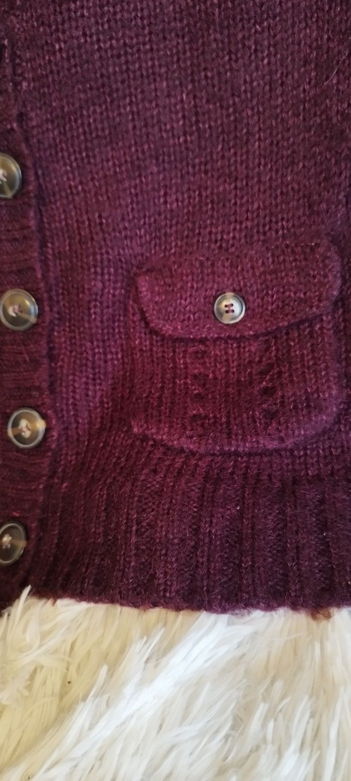 Gilet cardigan Spot couleur lit de vin avec boutons. Taille 38/40. Neuf - photo numéro 8