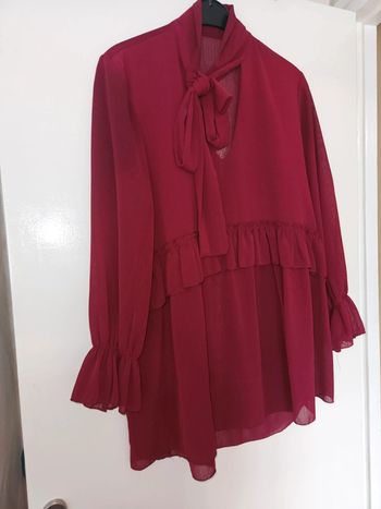 Tunique bordeaux avec noeud
