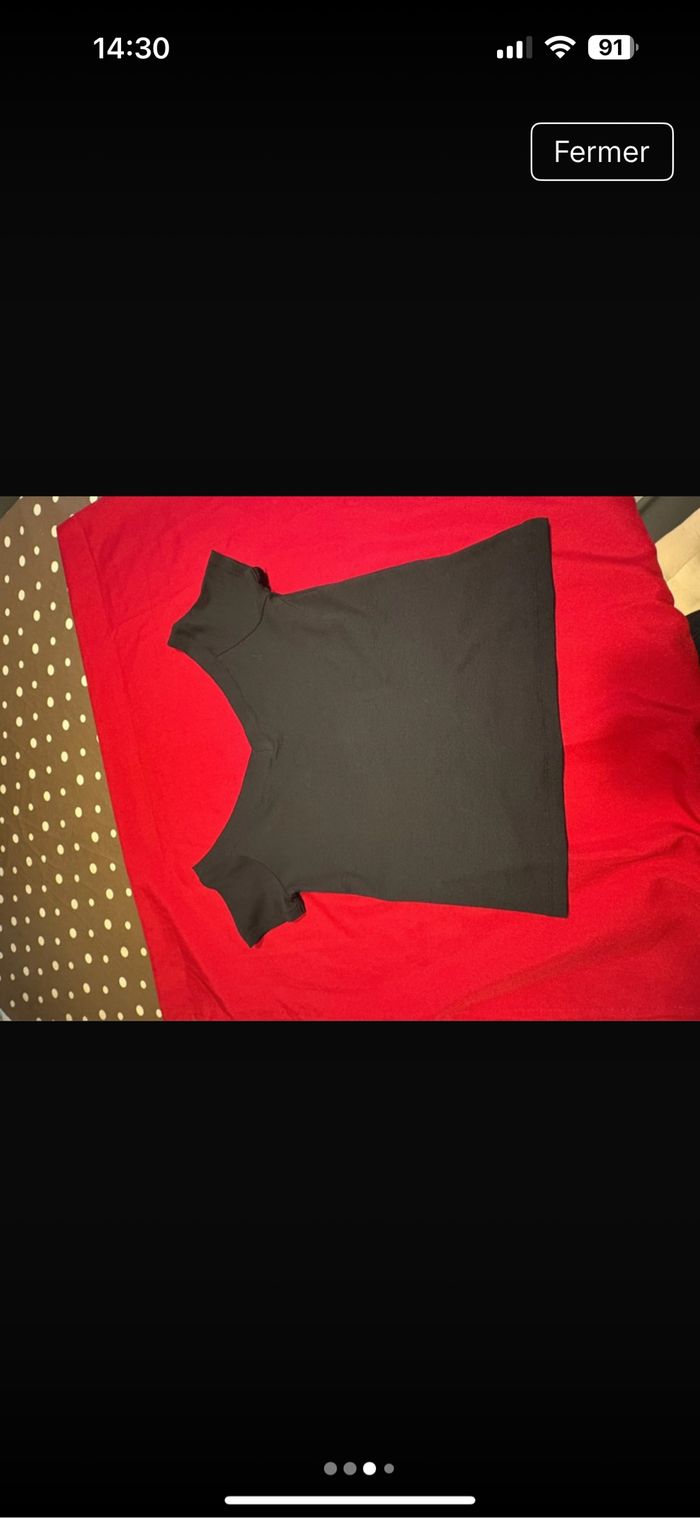 TEE shirt Kiabi encolure V dos et devant taille L - photo numéro 3