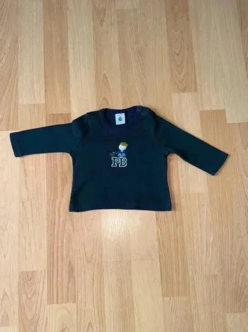 T-shirt Petit Bateau manches longues vert foncé, taille 3 mois - Très bon état