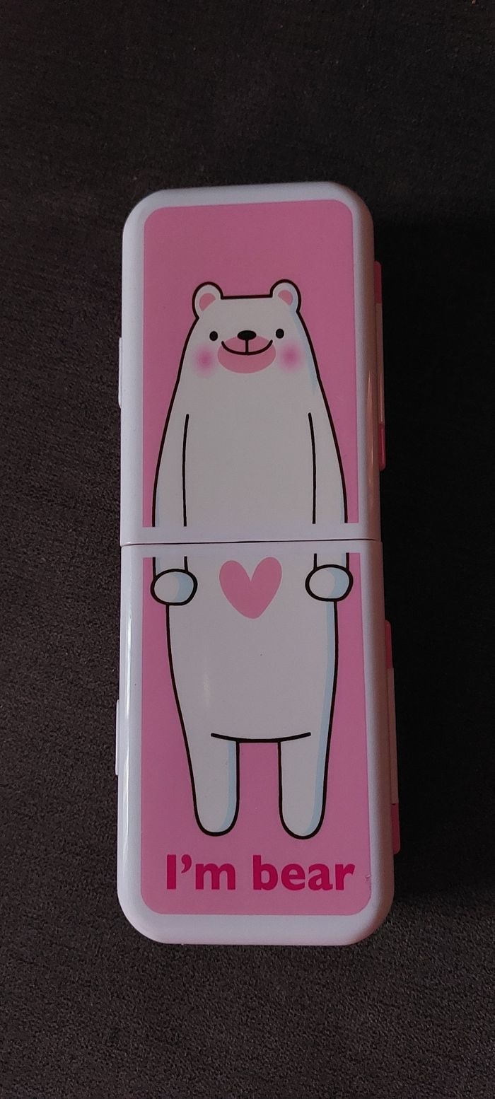 Boite ou trousse rigide