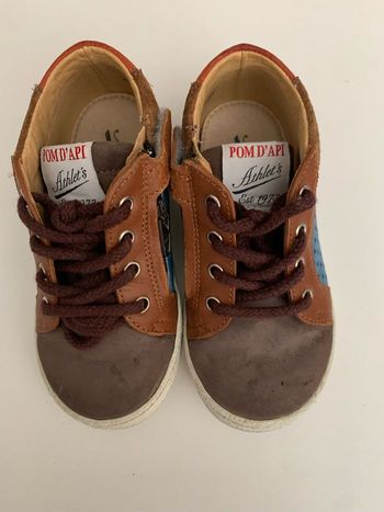 Basket cuir Pom d'Api 23