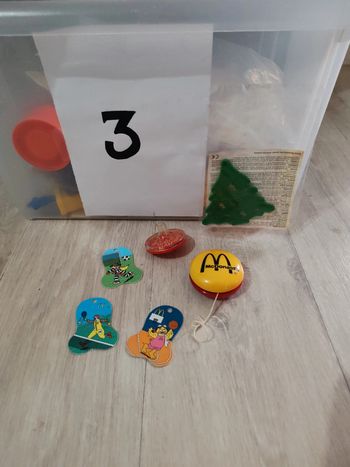 Figurine McDonald's divers..