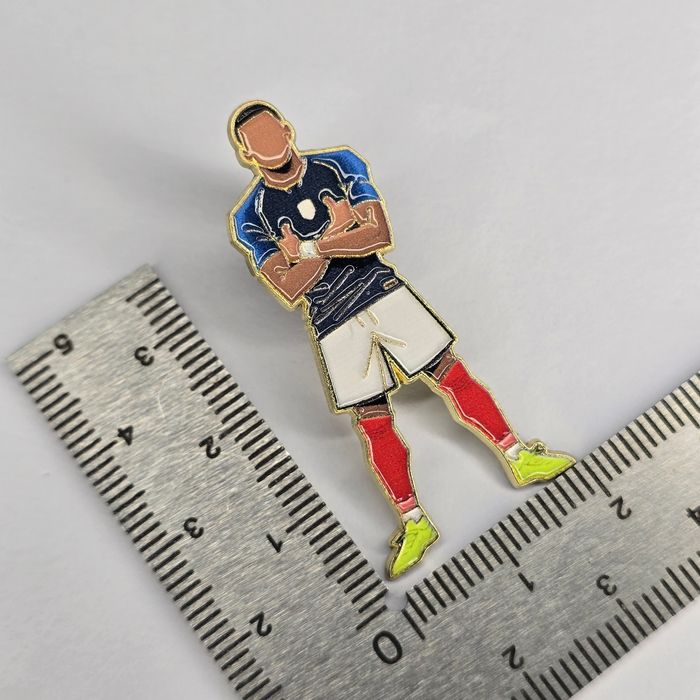 Pin's MBAPPÉ FOOT FOOTBALL - photo numéro 2