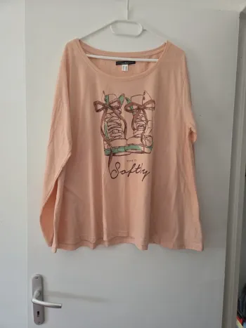 Tee-shirt manche longue femme grande taille rose motifs TBE taille 50-52 venca