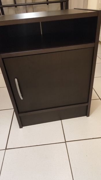 Table de chevet