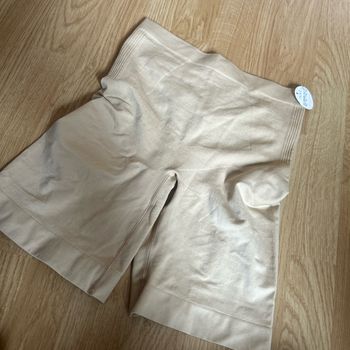 Short guene