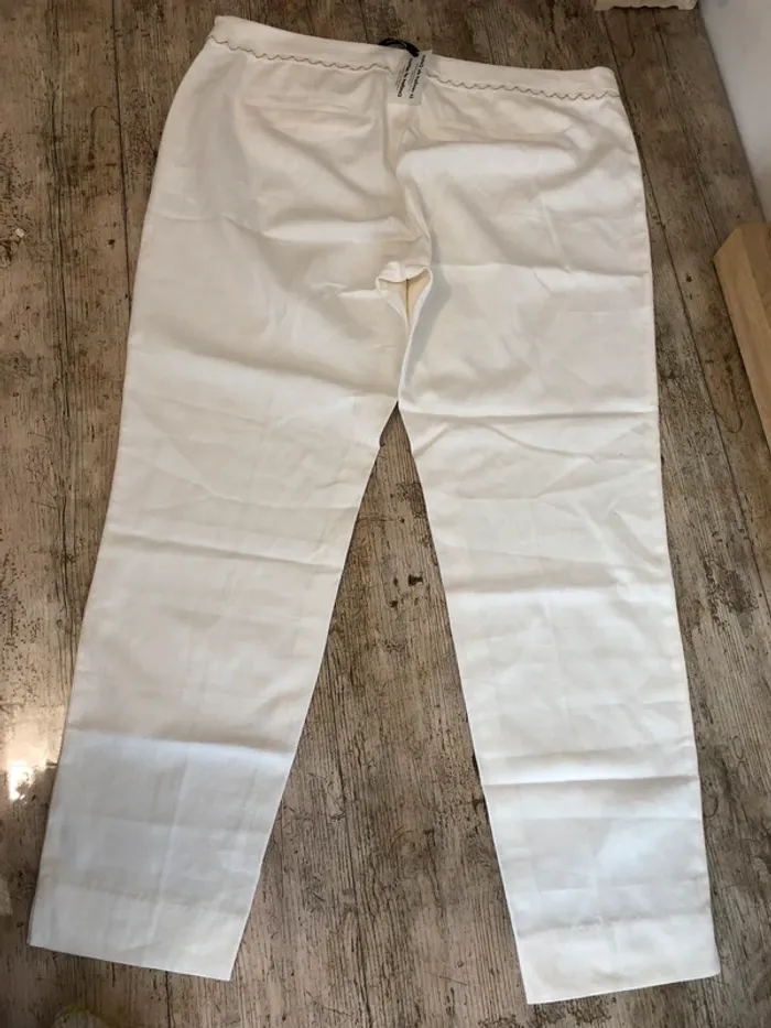 Pantalon écru Naf Naf neuf - photo numéro 2