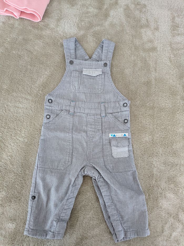 Salopette Bébé en Tissu Rayé Gris Clair
