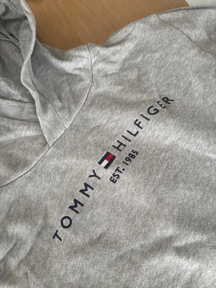 Pull fille tommy hilfiger - photo numéro 3