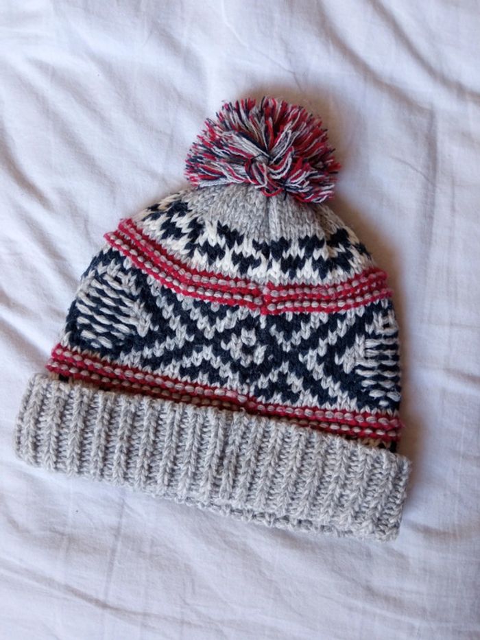 Bonnet - photo numéro 2