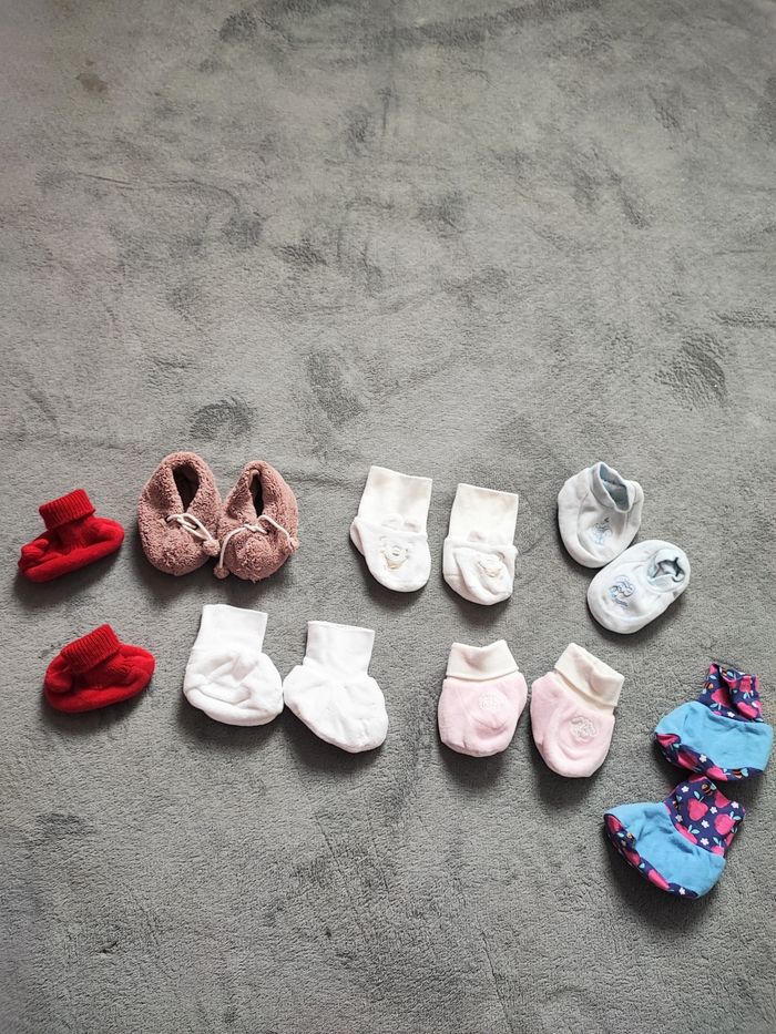 Lot de 7 paires de chaussons 6/12 mois