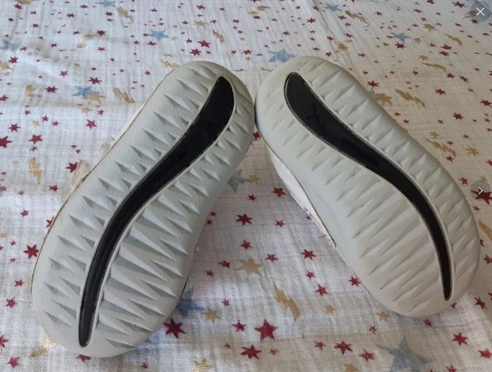 Basket blanches Décathlon 22 - photo numéro 4