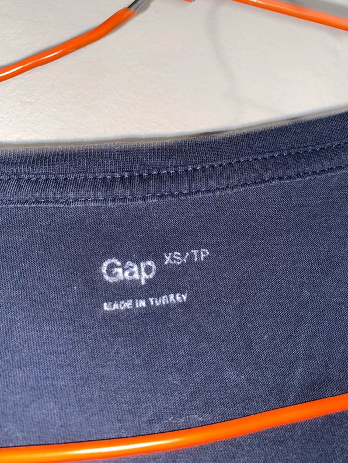 309 - t-shirt Gap à écriture et motif anglais - photo numéro 3