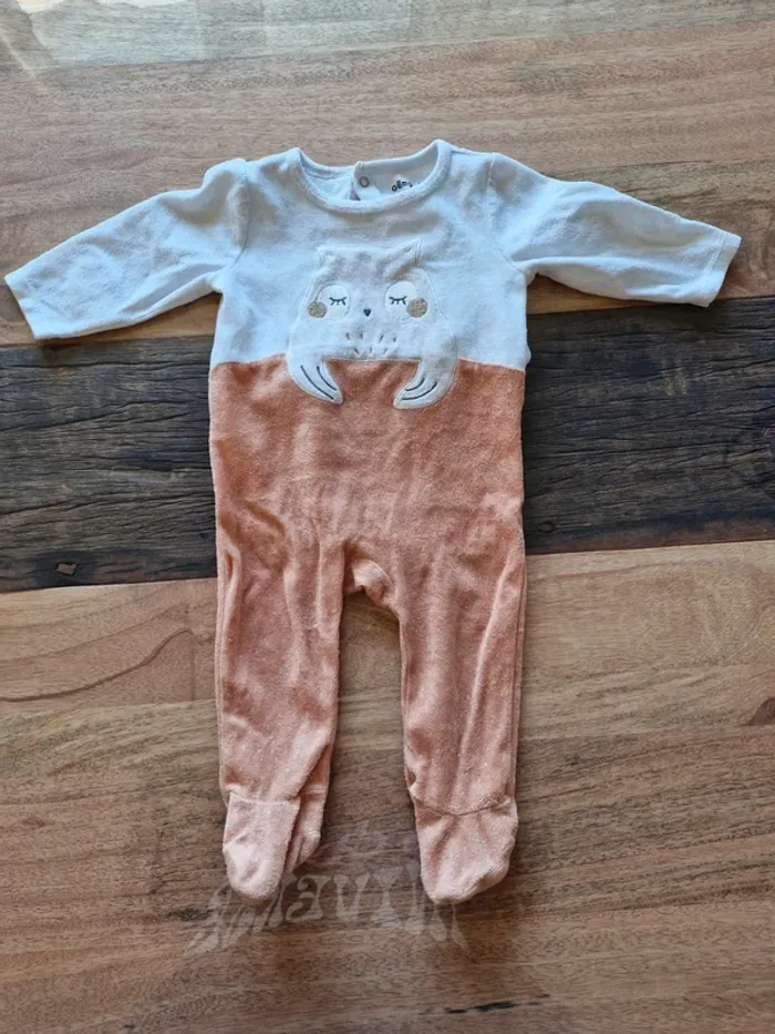 Lot 3 pyjamas 9 mois - photo numéro 2