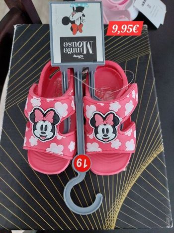 Nu pied Minnie taille 19