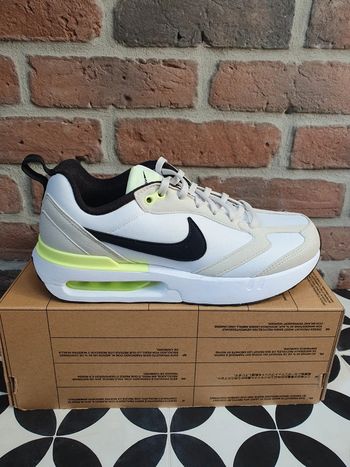 Nike Air Max Dawn /neuves/ (38.5)