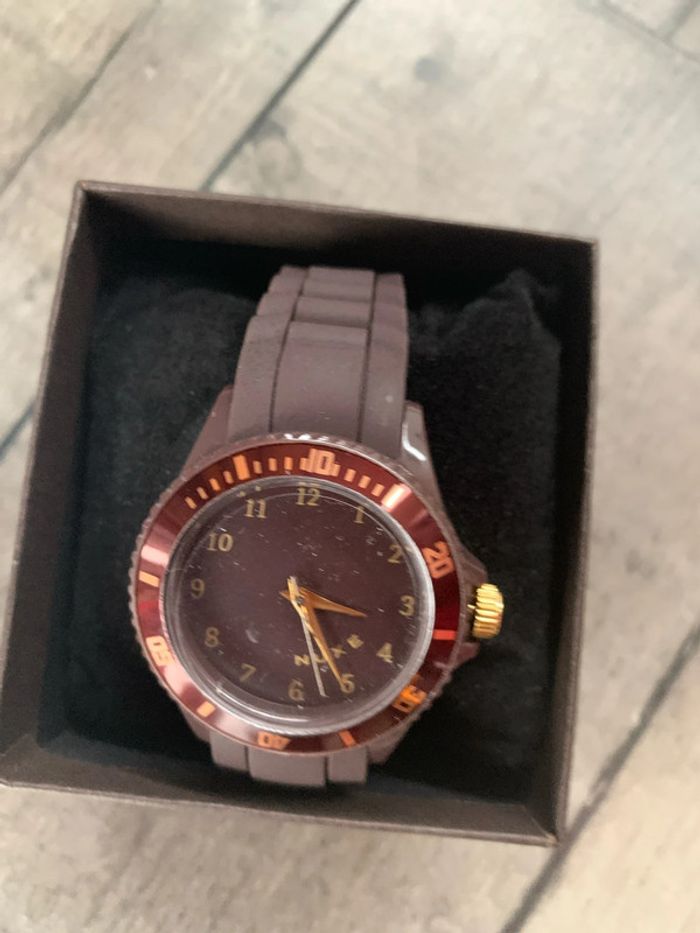 Montre - photo numéro 3