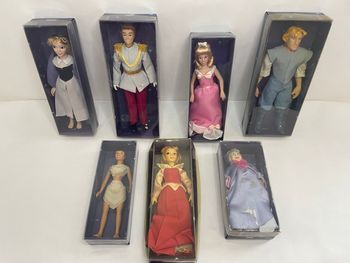 Lot poupée Disney atlas 