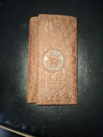 Pochette porte clefs en cuir
