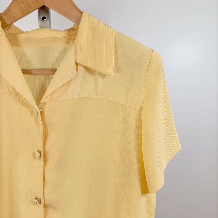 Chemise fluide jaune pâle manches courtes col tailleur taille M A1448 - photo numéro 3