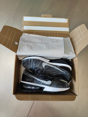 Nike air max Flyknit racer